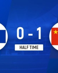 半场-U22国足暂1-0北马里亚纳 拜合拉木补时破门U22国足屡失良机