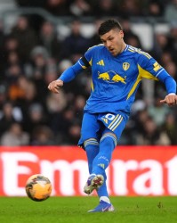 Baccarat-凯尔特人已就租借利兹联队的乔尔-皮罗一事展开谈判